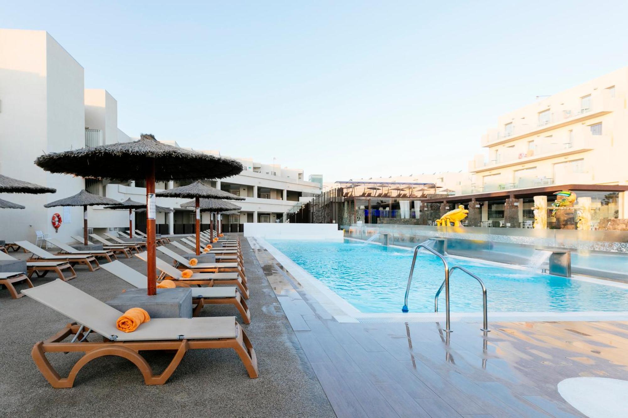 Hd Beach Resort 코스타 테기세 외부 사진